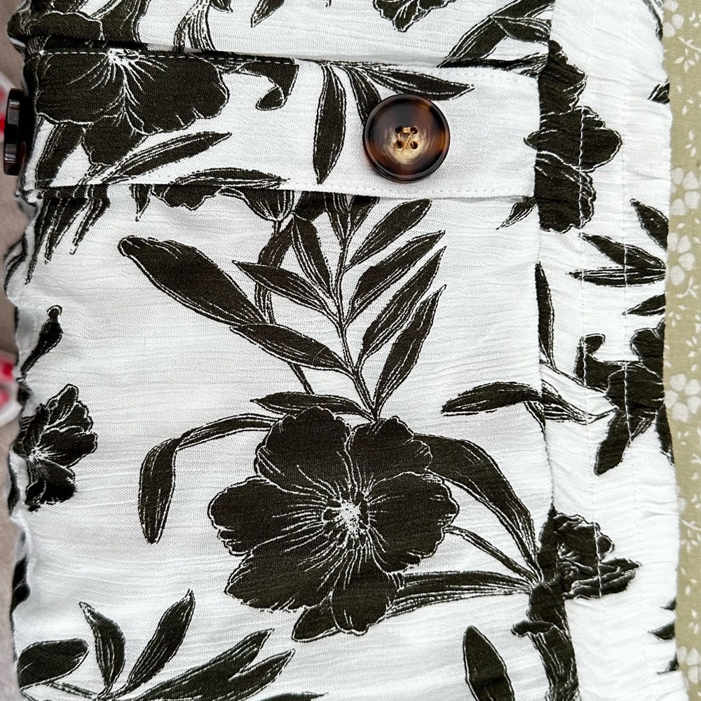 Apt 9 skirt - Picture 6 of 6